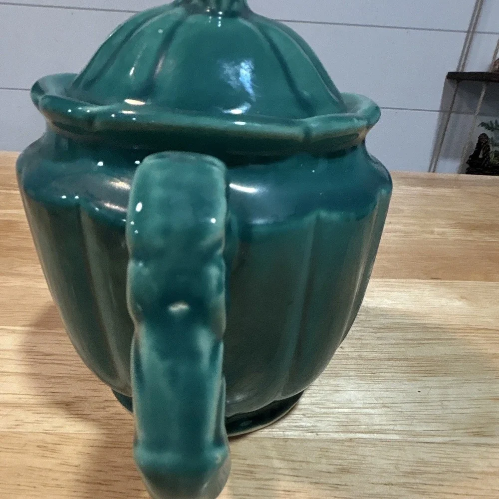 Shawnee Pottery Rosette Green Glossy Ceramic Teapot w/ Lid Included Handles